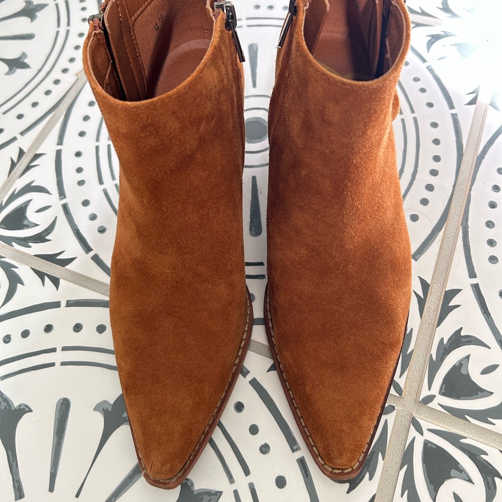Sam Edelman Walden ankle boots.